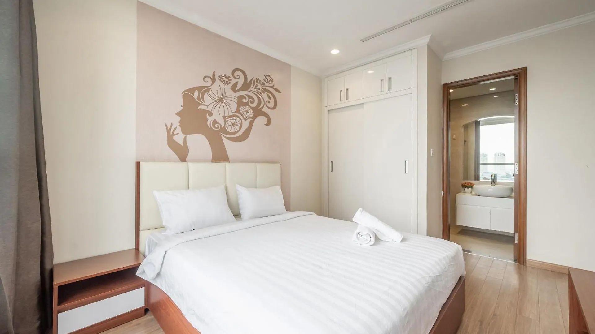 Carat Class Landmark 81 Apartment Ho Chi Minh City