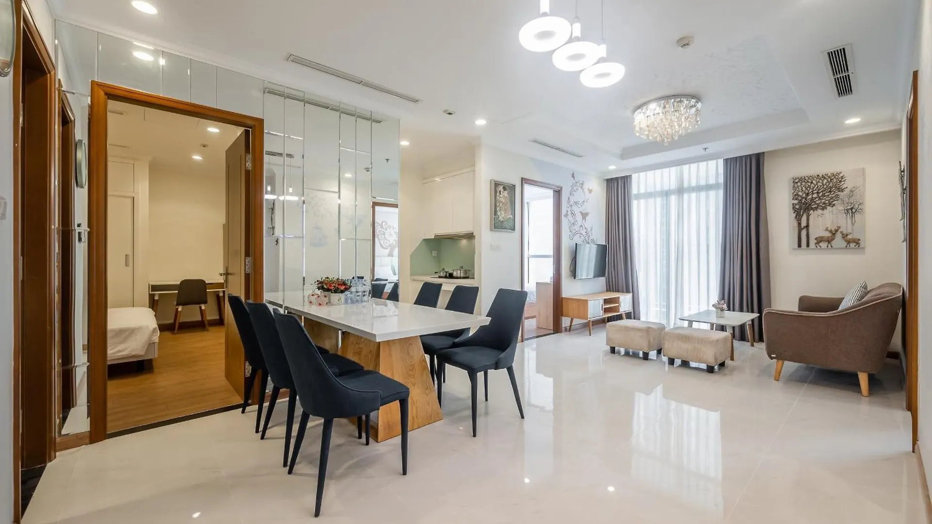 Carat Class Landmark 81 Apartment Ho Chi Minh City Vietnam