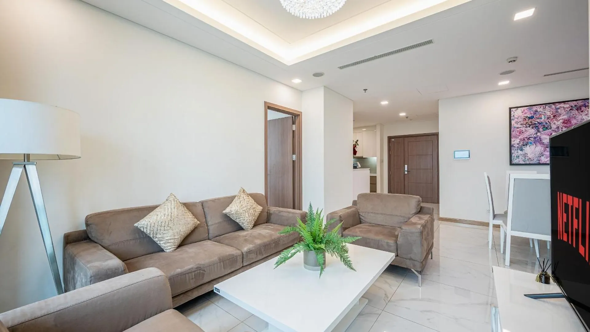 Carat Class Landmark 81 Apartment Ho Chi Minh City