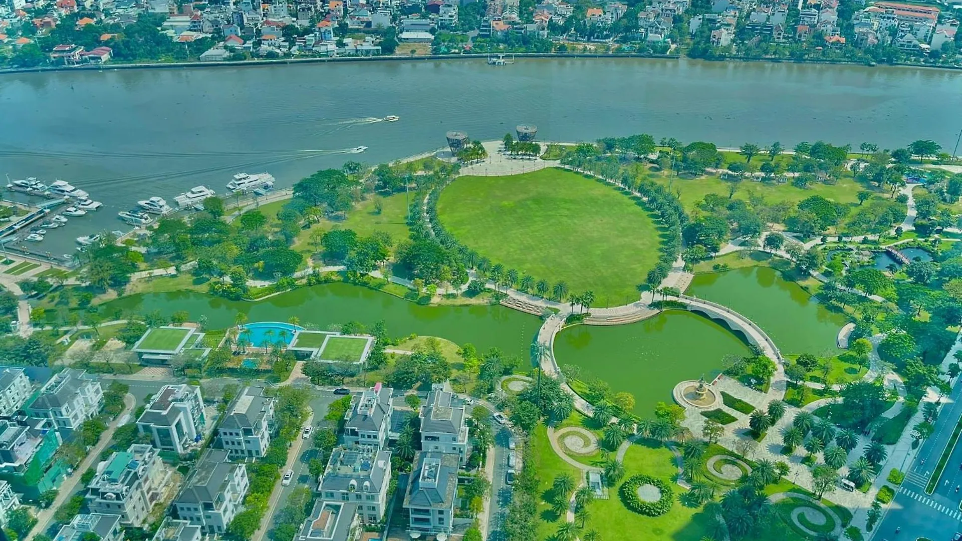 Carat Class Landmark 81 Apartment Ho Chi Minh City