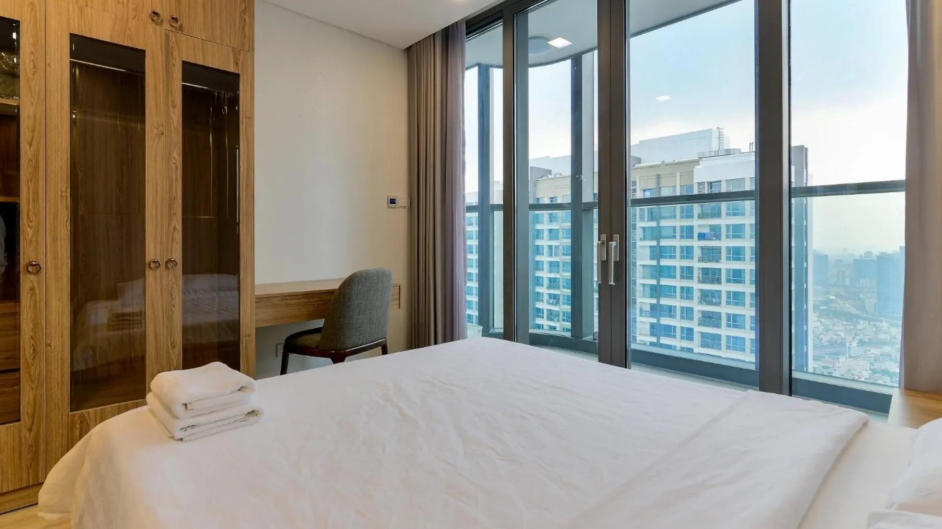 Carat Class Landmark 81 Apartment Ho Chi Minh City 0*,
