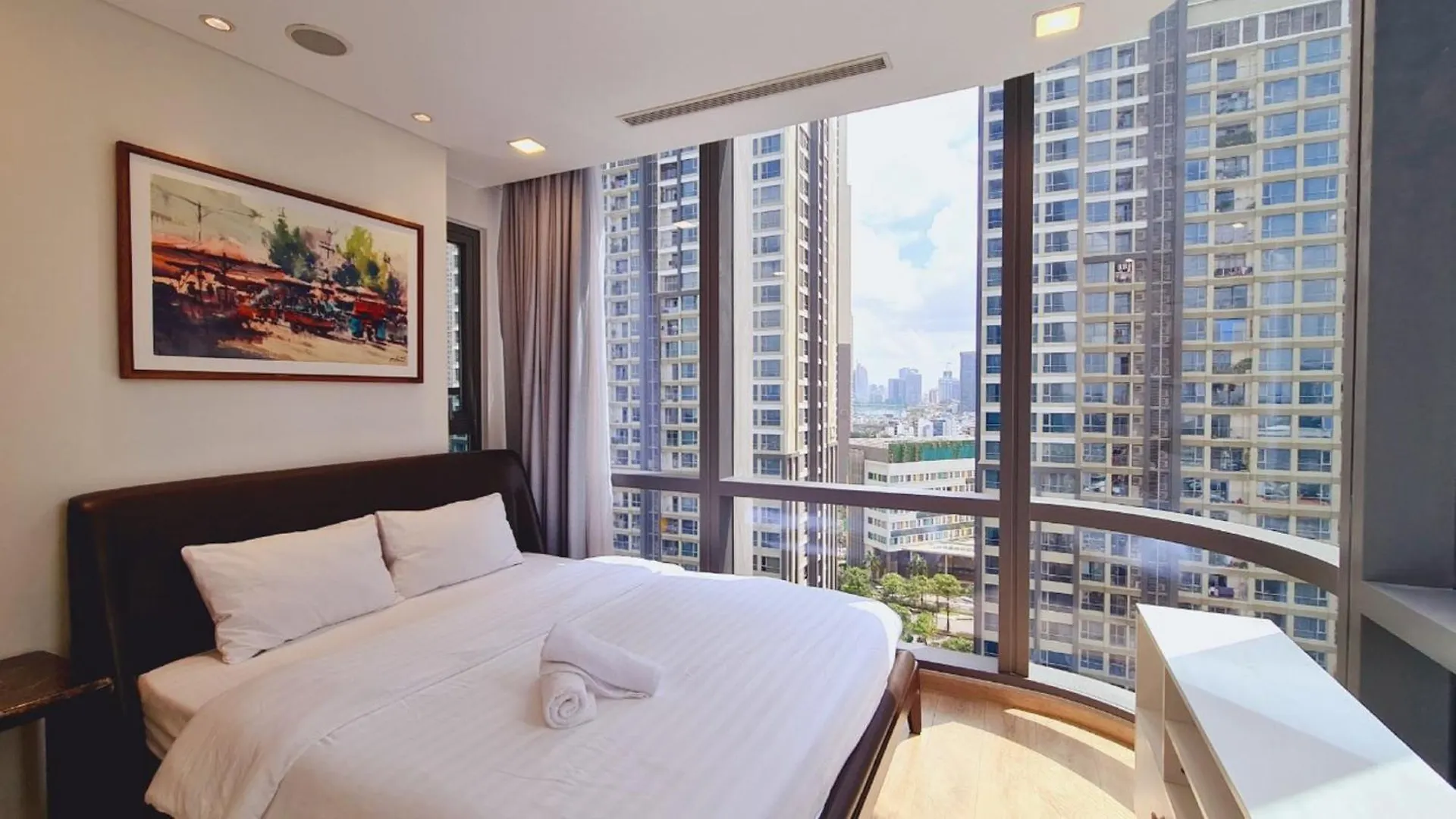 Carat Class Landmark 81 Apartment Ho Chi Minh City
