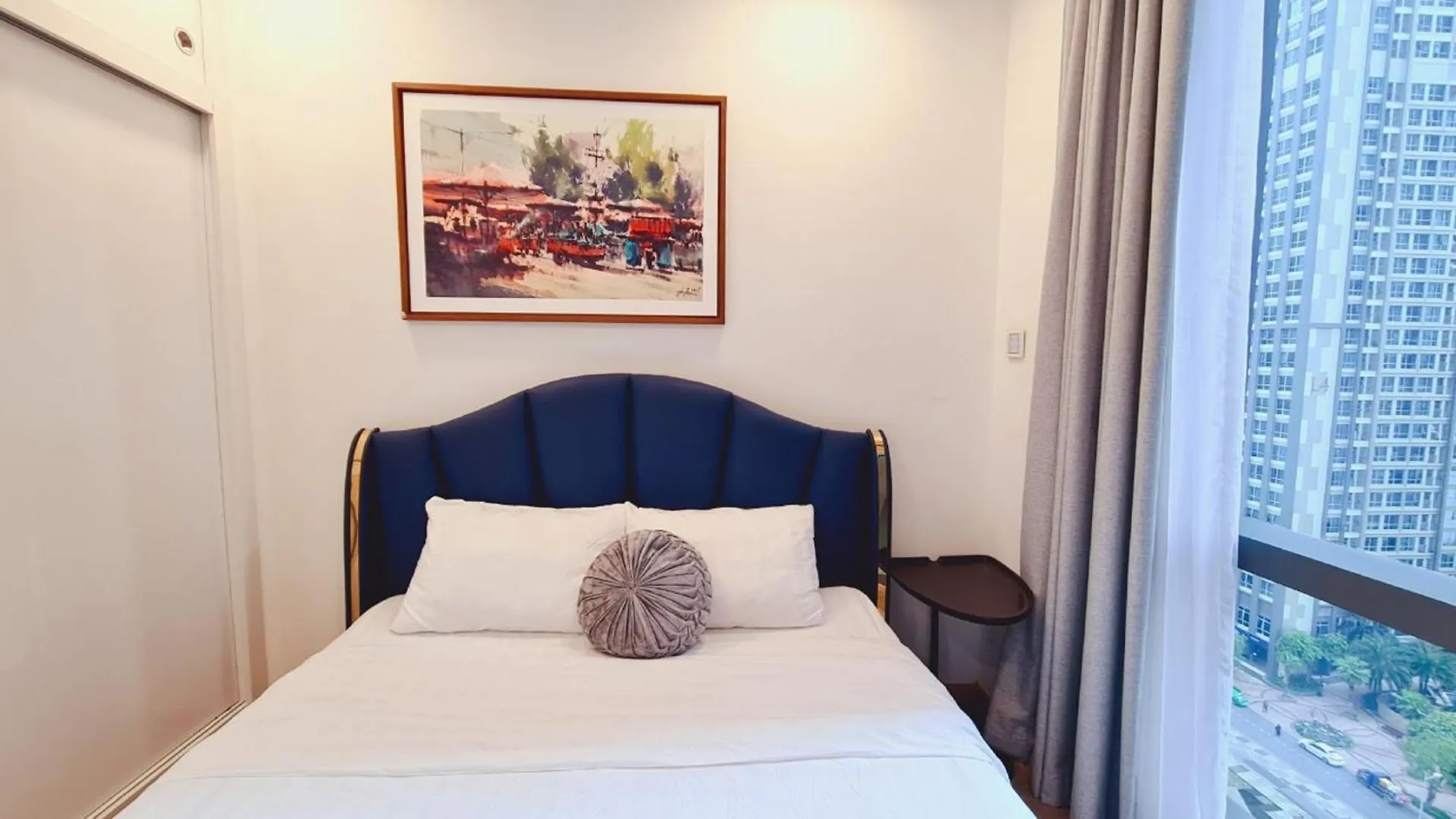 Carat Class Landmark 81 Apartment Ho Chi Minh City Vietnam